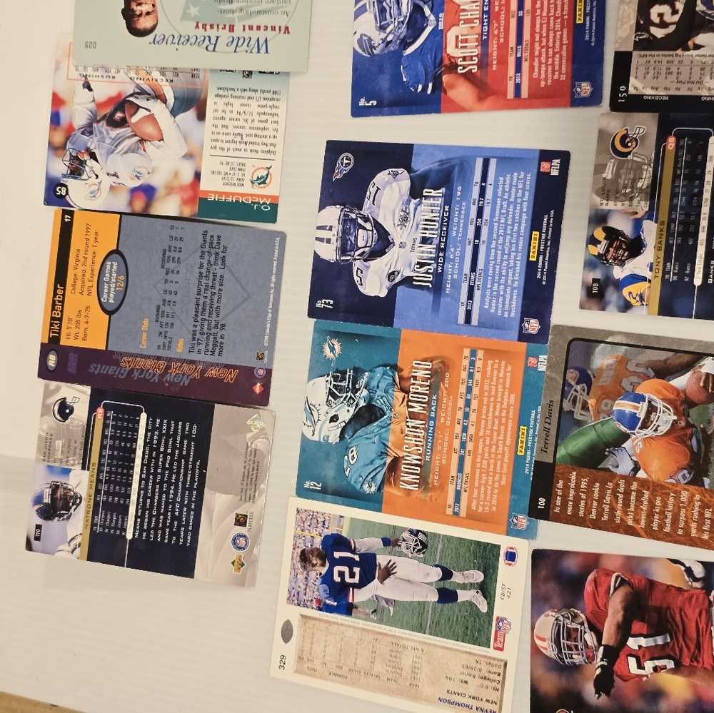 NFL Football Card Collection Set - Picture 13 of 16